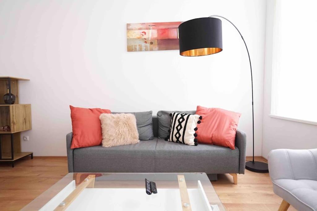 Modern Living In City Center - Fully Equipped Vienna Exterior photo